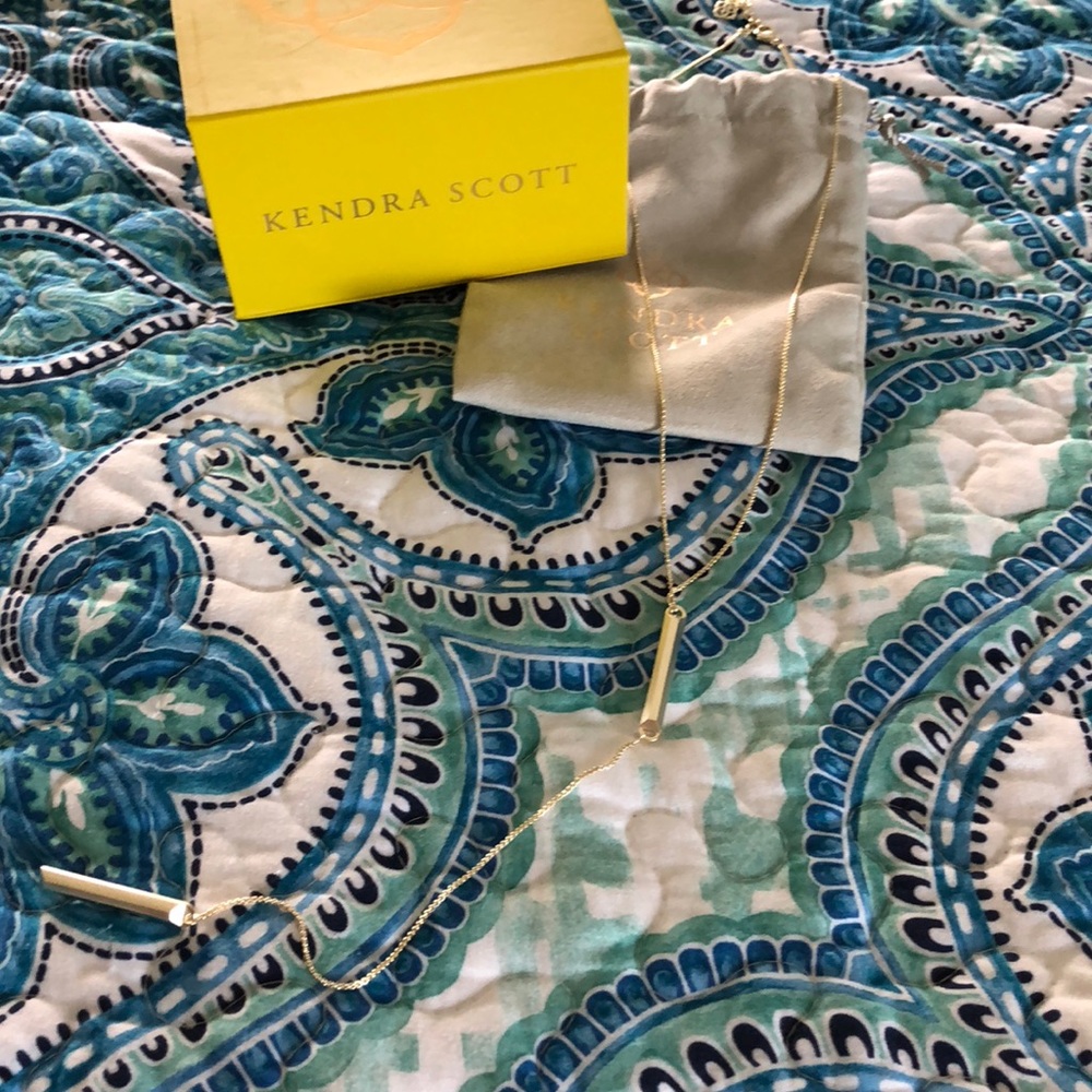 Kendra Scott Shelton Necklace